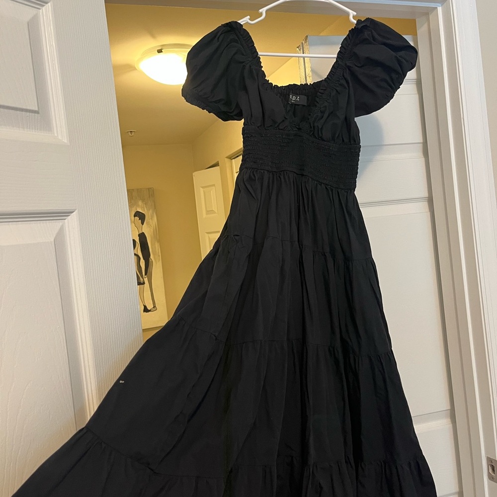 Elegant Black Puff Sleeve Dress